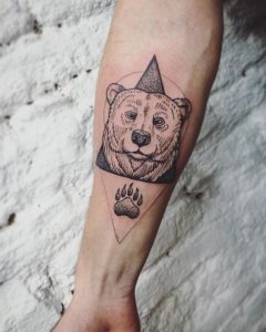 Bear and paw body art